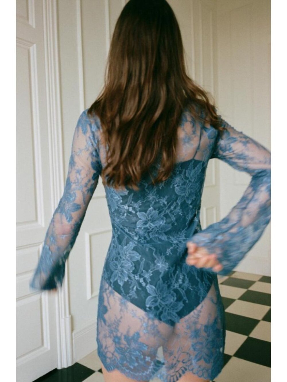 ZARA LACE MINI DRESSNew with tag Semi-sheer mini dress made of soft lace fabric - Picture 3 of 6